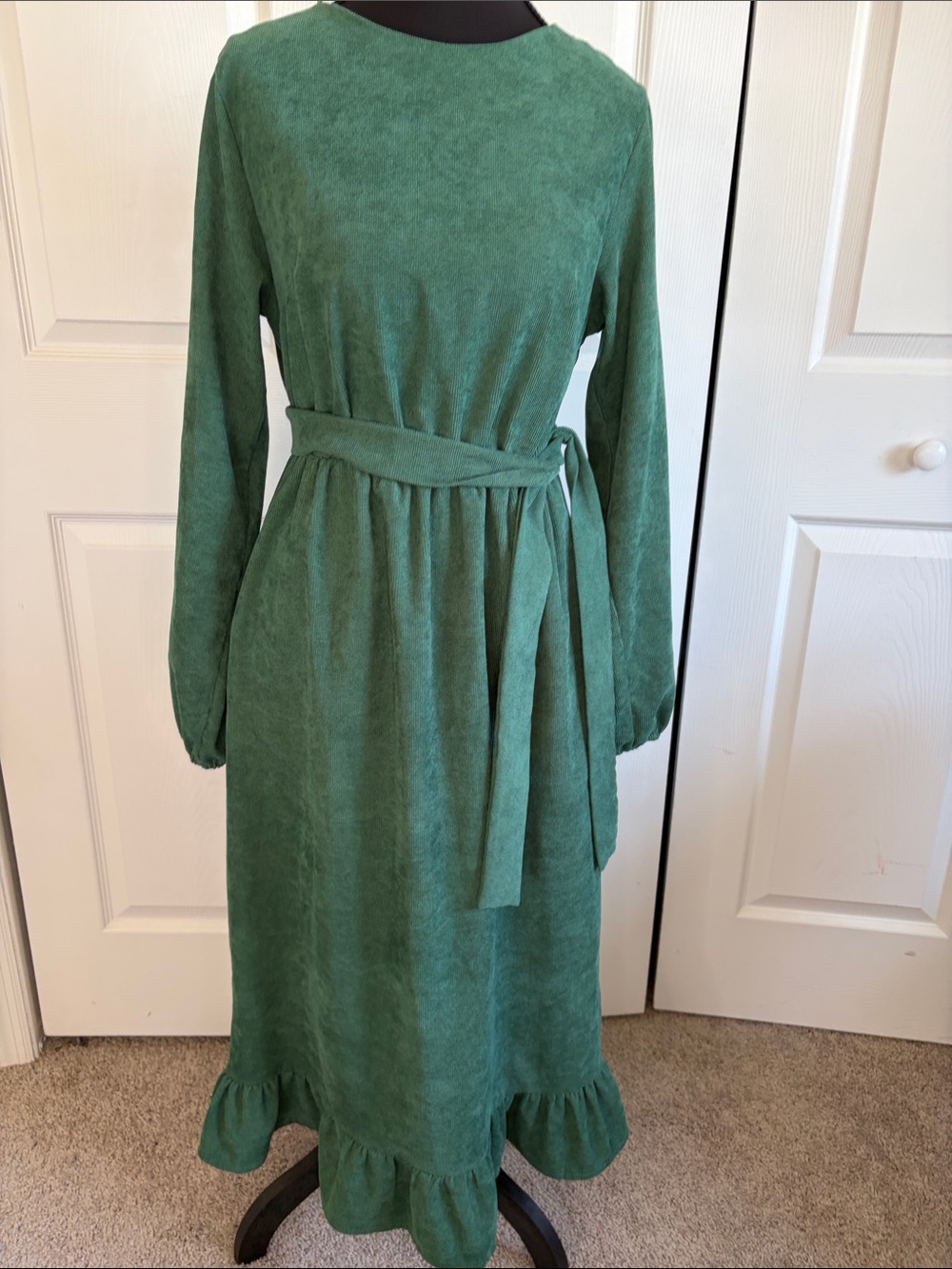 Alexis Corduroy Long Sleeve Green Midi Dress Sash Belt EU 46 US 12 L Modest